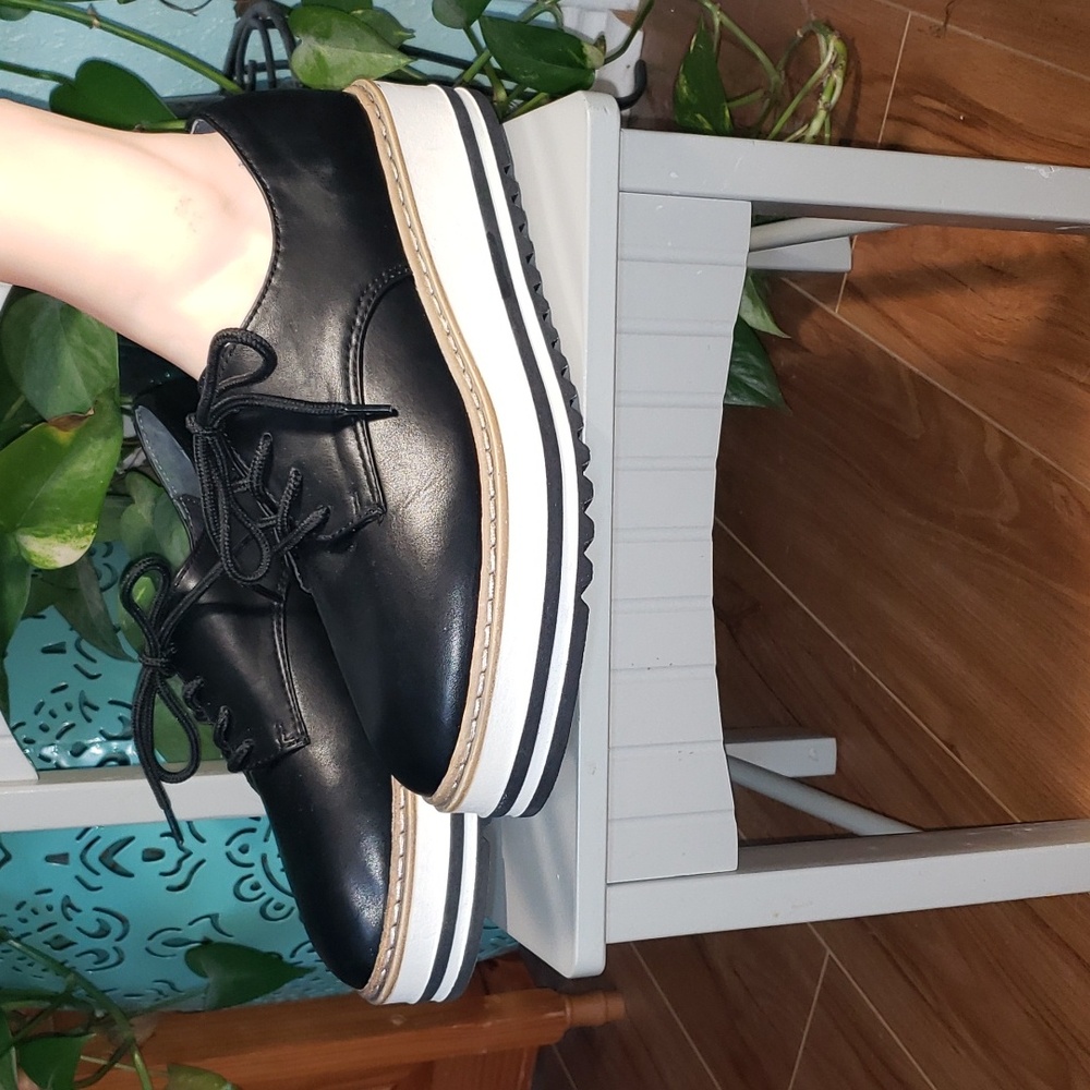 Seven Dials Bernina Oxford shoe